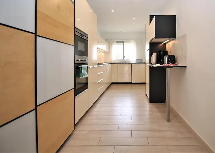 Annette Apartment Estepona